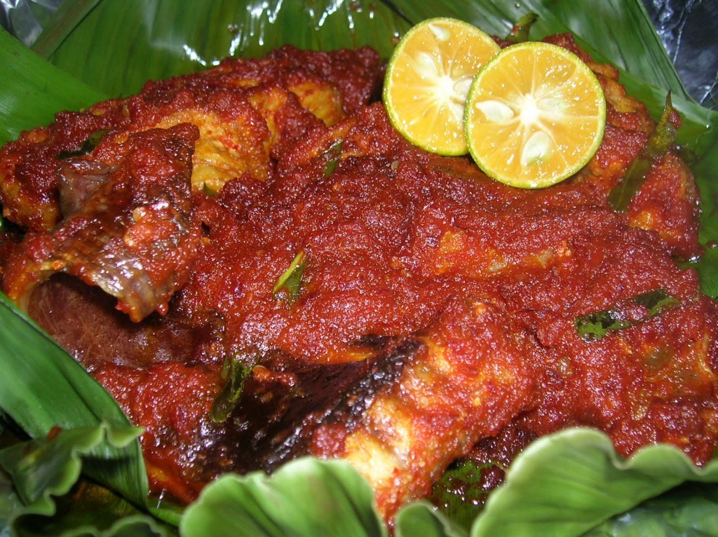 Ikan Pari Bakar Bersambal