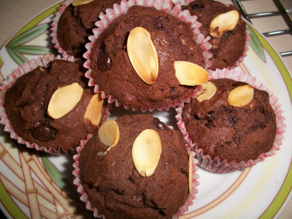 Muffin Coklat & Badam