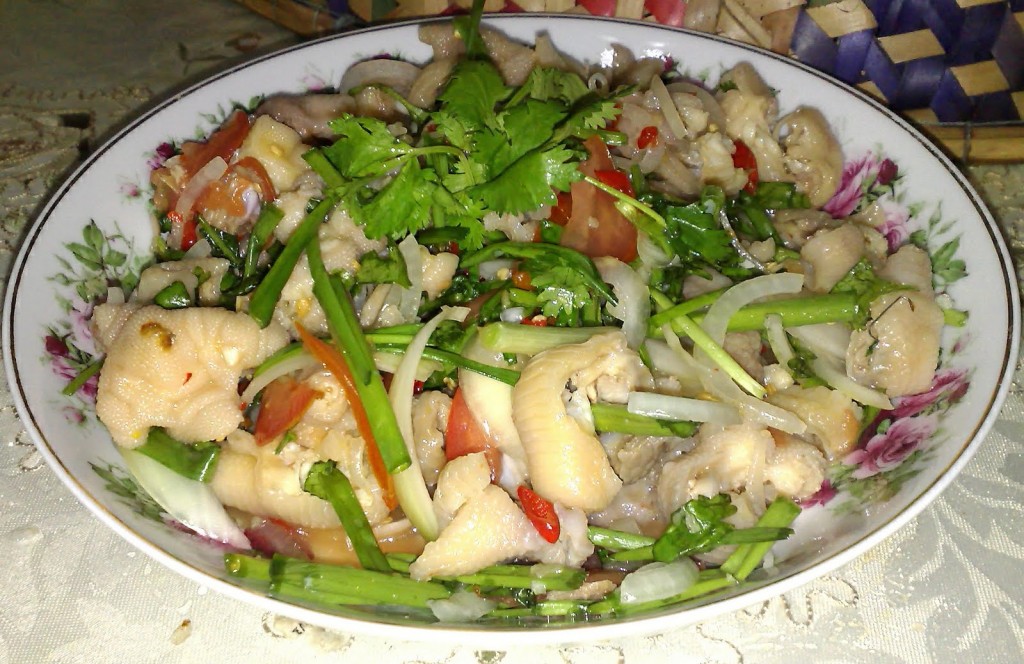Kerabu Kaki Ayam